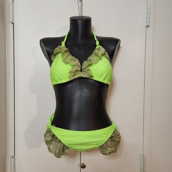 Anemone 2 piece lime green ruffled lace bikini size Medium - Picture 1 of 4